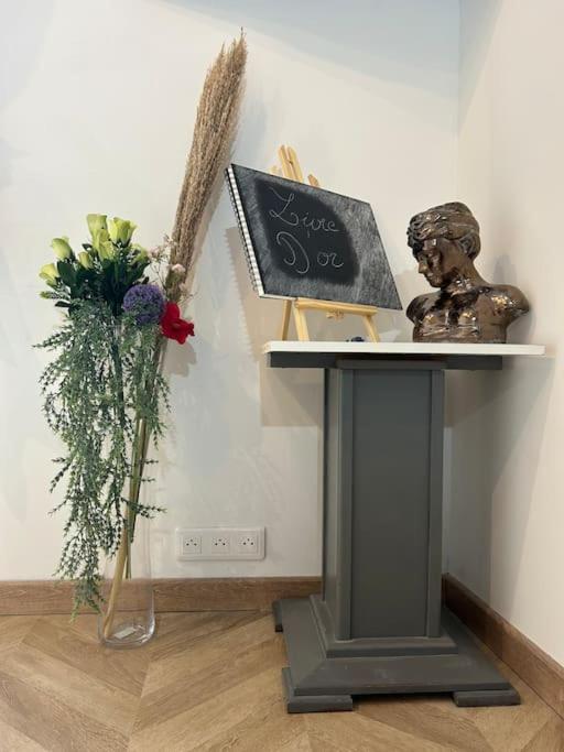 Le Petit Nid D'Yves Apartman Lagny Kültér fotó